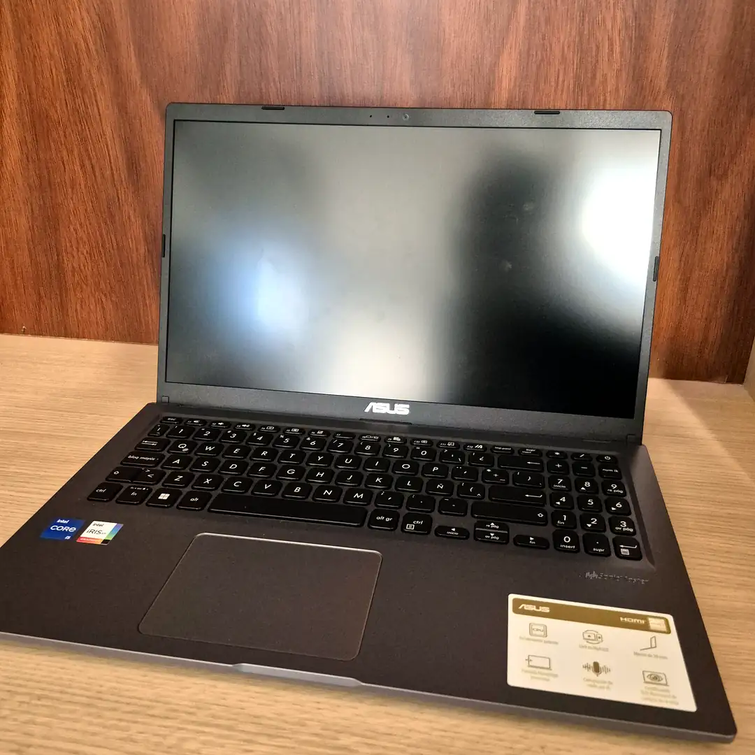 Asus X515EA 15" - i5